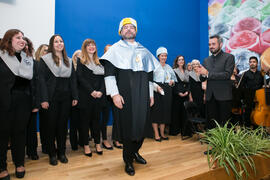Coro Oficial de la UMA, Orquesta Málaga Camerata y Carlos Álvarez Rodríguez tras su investidura como Doctor "Honoris Causa" por la Facultad de Filosofía y Letras de la Universidad de Málaga. Paraninfo. Mayo de 2018