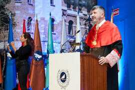 Ángel Rodríguez-Vergara. Investidura como Doctores "Honoris Causa" por la Universidad de Málaga de Miquel Roca i Junyent y Miguel Herrero y Rodríguez de Miñón. Paraninfo. Diciembre de 2024
