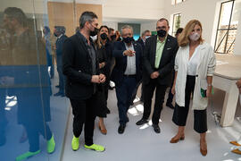 Visita de autoridades a la exposición itinerante sobre el plan "Vive tu ciudad". Escuela Técnica Superior de Arquitectura de la Universidad de Málaga. Octubre de 2021