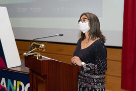 Luisa María Gómez del Águila presenta "Dialogando" con Towanda Rebels. Facultad de Derecho. Octubre de 2020