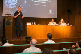 Conferencia de Andy Fitz "Un enfoque sociológico de la Inteligencia artificial. Impacto en el mercado laboral.  Nuevas profesiones". Curso "La buena Inteligencia Artificial". Cursos de Verano de la Universidad de Málaga. Ronda. Julio de 2018