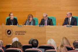 Intervención de Daniel Hernández en el homenaje a María Victoria Atencia. Edificio del Rectorado. Diciembre de 2014