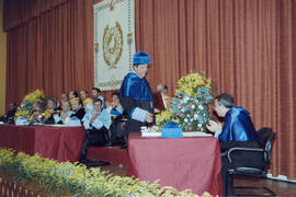 Investidura como Doctor "Honoris Causa" de D. Federico Mayor Zaragoza por la Universidad de Málaga. Paraninfo. Octubre de 1996