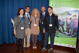 Foto de grupo. 6º Congreso Internacional de Actividad Física Deportiva para Mayores. Escuela Técnica Superior de Ingeniería de Telecomunicaciones y de Informática. Marzo de 2015