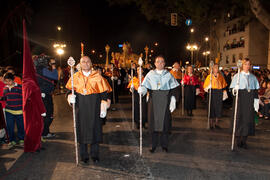 Representantes de la Universidad de Málaga en el desfile procesional de la Hermandad de los Estudiantes. Málaga. Abril de 2014