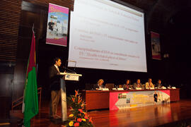 Ponencia de Antonio Cuesta. Panel de Expertos. 3º Congreso Internacional de Actividad Físico-Deportiva para Mayores de la Universidad de Málaga. Palacio de Ferias y Congresos de Málaga. Marzo de 2009