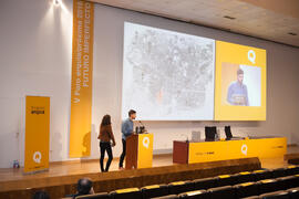 Pau Sarquella y Diana Usón. Presentación del proyecto "Persiana Barcelona". V Foro Arquia/Próxima 2016: Futuro Imperfecto. Paraninfo. Octubre de 2016