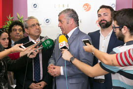 José Ángel Narváez, Javier Carnero y Mariano Ruiz. IV Feria de Empleo de la Universidad de Málaga. Escuela Técnica Superior de Ingenierías Industriales. Mayo 2018