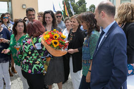 Entrega de flores a Coral Erades. Conmemoración del 30 Aniversario de la Oficina de Transferencia de Resultados de Investigación de la Universidad de Málaga (OTRI). Edificio del Rectorado. Mayo de 2019