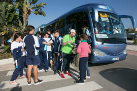 Llegada de estudiantes a las Jornadas de Puertas Abiertas de la Universidad de Málaga. Complejo Polideportivo Universitario. Abril de 2018