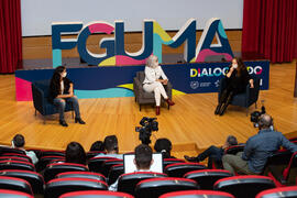 "Dialogando" con Towanda Rebels. Facultad de Derecho. Octubre de 2020
