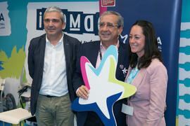 José Ángel Narváez y Diego Vera Jurado en el estand de la Fundación General de la UMA. Jornadas de Puertas Abiertas de la Universidad de Málaga. Complejo Polideportivo Universitario. Abril de 2018