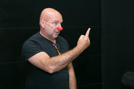Víctor Carretero en la clase magistral "Clown: El arte de hacer el payaso". Curso de Verano "El humor en las artes escénicas". Marbella. Julio de 2018