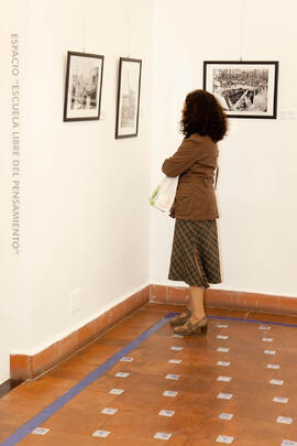 Inauguración de la exposición "Bienvenido-Arenas, imágenes de Málaga". Ateneo de Málaga. Mayo de 2012