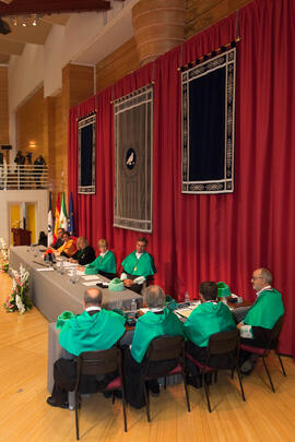 Investidura como Doctor "Honoris Causa" de D. Humberto Maturana Romesín y D. José Gimeno Sacristán por la Universidad de Málaga. Facultad de Derecho. Noviembre de 2010