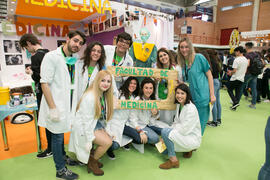 Estand de la Facultad de Medicina. Jornadas de Puertas Abiertas de la Universidad de Málaga. Complejo Polideportivo Universitario. Abril de 2018