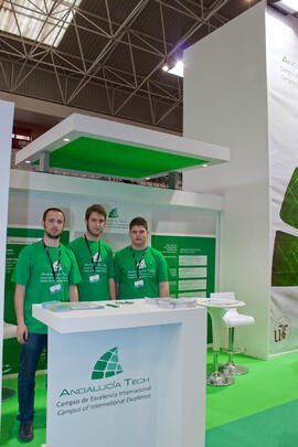 Jornadas de Puertas Abiertas de la Universidad de Málaga. Complejo Polideportivo Universitario. Abril de 2011