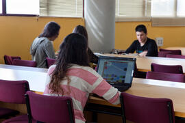 Biblioteca de Ciencias de la Comunicación. Campus de Teatinos. Abril de 2013