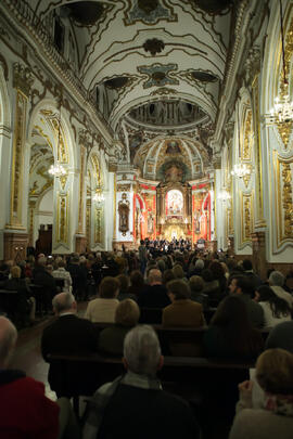 Concierto de Navidad de la Coral Sancti Petri homenaje a la Facultad de Económicas. Iglesia de los Mártires. Diciembre de 2015