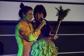 Alessandra García y Tecla Lumbreras presentan la gala de de inauguración de la 33ª edición de Fancine de la Universidad de Málaga. Cine Albéniz. Noviembre de 2023