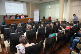 Mesa redonda "Emprendimiento femenino en la gastronomía". Seminario "Emprende 21". Facultad de Ciencias Económicas y Empresariales. Octubre de 2016