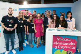 Estand de Relaciones Internacionales y Cooperación. Jornadas de Puertas Abiertas de la Universidad de Málaga. Complejo Polideportivo Universitario. Abril de 2018