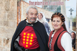 Pareja de asistentes al estreno del documental "Kristina, princesa de Noruega". Covarrubias, Burgos. Octubre de 2015