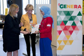 Entrega de diploma. Clausura del programa "Genera". Edificio "The Green Ray". Junio de 2019
