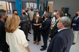 Visita de autoridades a la exposición itinerante sobre el plan "Vive tu ciudad". Escuela Técnica Superior de Arquitectura de la Universidad de Málaga. Octubre de 2021