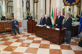Mesa presidencial. Nombramiento de Eugenio Chicano como miembro de la Real Academia de Bellas Artes de San Telmo. Salón de los Espejos, Ayuntamiento de Málaga. Septiembre de 2016