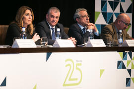 Susana Díaz, Javier Carnero y José Ángel Narváez. Acto del 25 Aniversario del Parque Tecnológico de Andalucía. Palacio de Ferias y Congresos de Málaga. Noviembre de 2017
