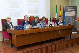 Intervención de José Manuel Domínguez. Mesa redonda "Panorama económico y financiero actual". Facultad de Ciencias Económicas y Empresariales. Mayo 2015