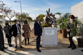 Inauguración de la escultura  de José Luis Martín García en la Facultad de Estudios y Sociales y del Trabajo de la Universidad de Málaga. Campus de Teatinos. Marzo de 2021